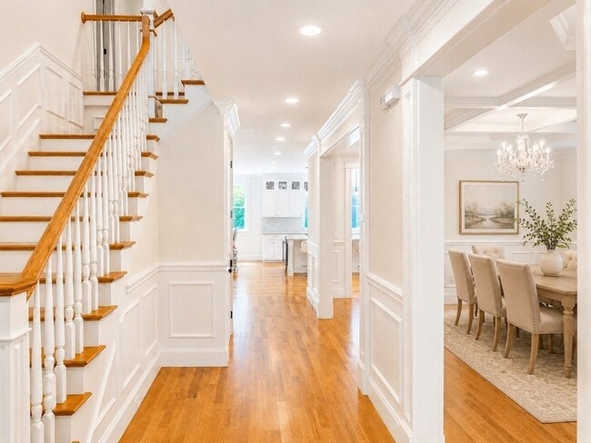 Photo - 122 Laconia St
