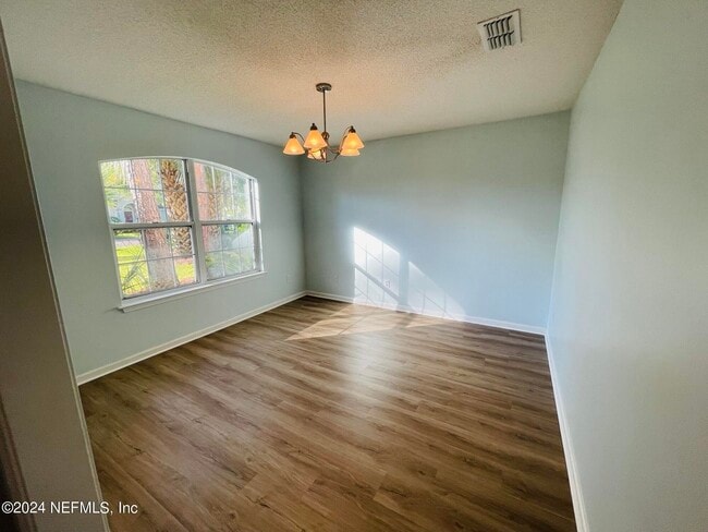 Photo - 1012 Isle of Palms Ln