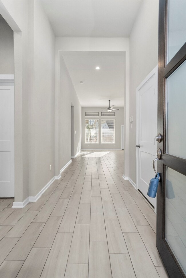 Photo - 107 Yellow Perch Wy