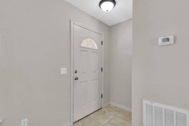 Photo - 3/2 Rental South of Ocala!