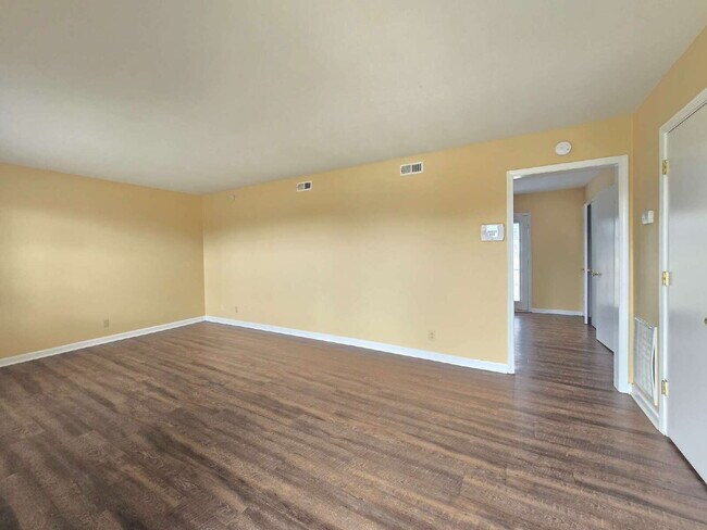 Photo - 351 Peabody Dr