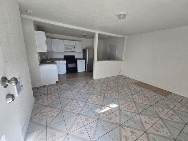 302 Sycamore Rd Unit A