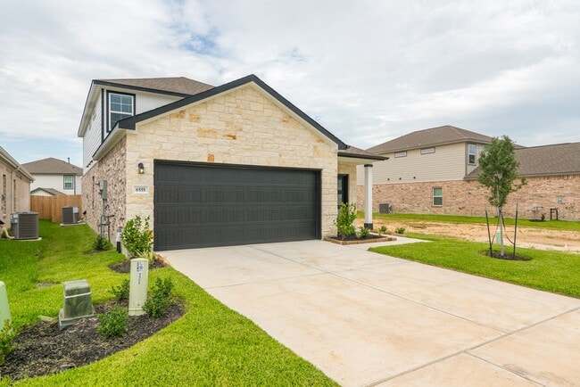 Photo - 8555 Blueberry Ash St