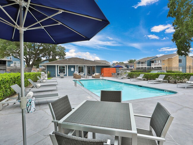 Photo - Barringer Square