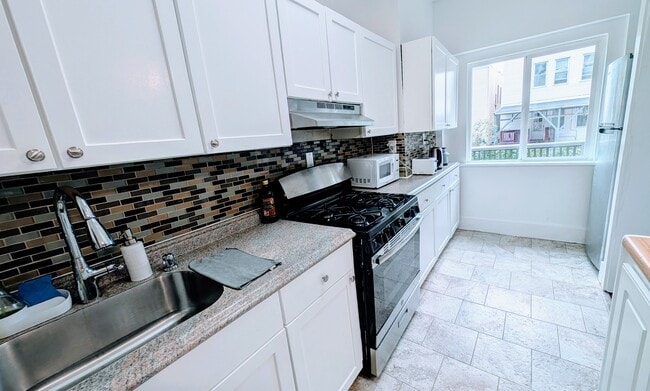 Photo - 35 Winfield Ave