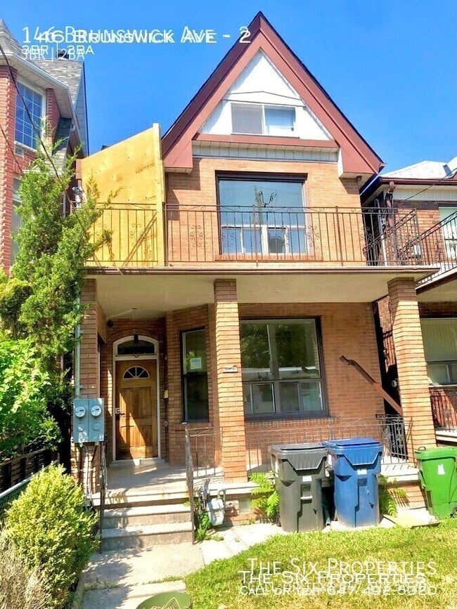 Building Photo - Little Italy Three-Bedroom Apartment Unit 2