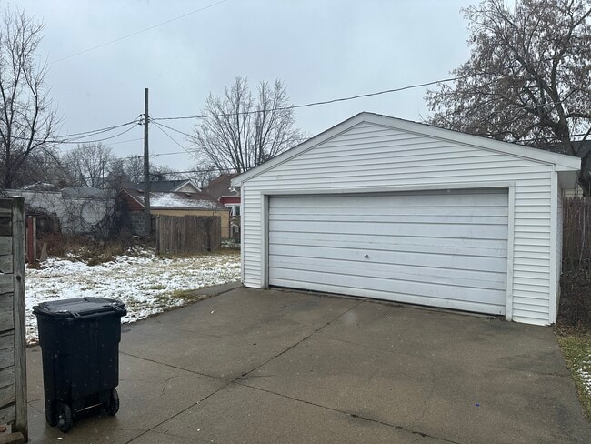 Photo - 2538 Tiffin St