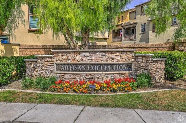 Building Photo - GORGEOUS 1 BEDROOM CONDO IN THE ARTISAN CO...