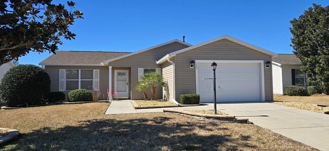 Building Photo - 1088 Gennesse Ln