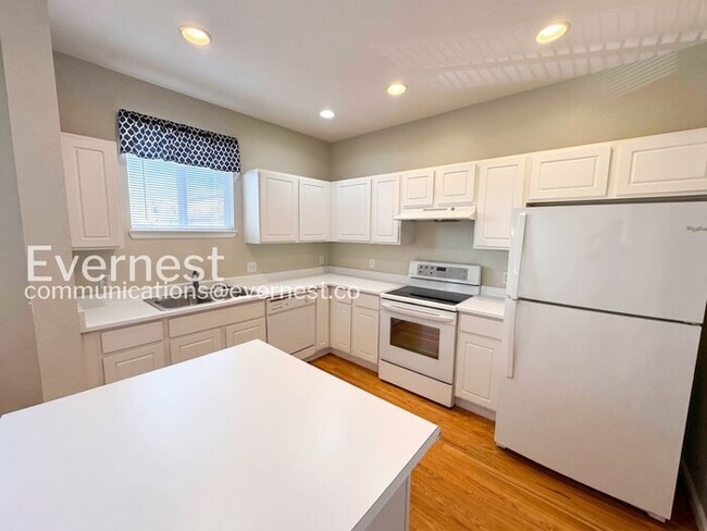 Photo - 84 Spruce St