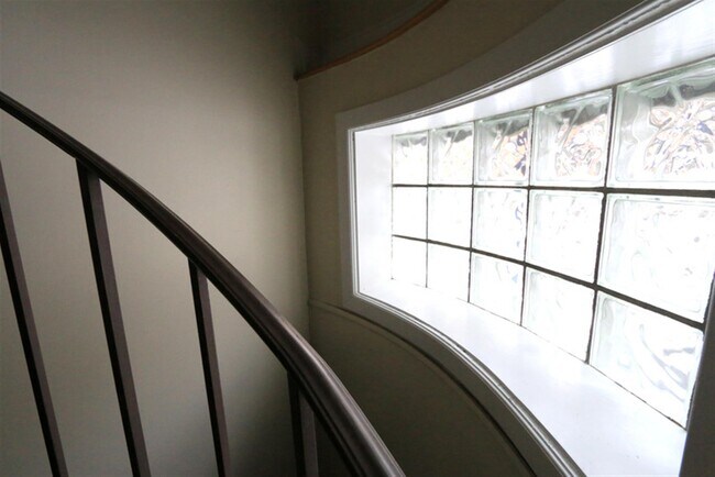 Photo - 12 Mount Auburn St Unidad 2