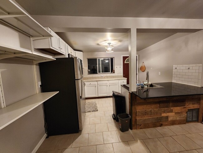 Photo - 671 W Clark Rd Casa Unidad 1