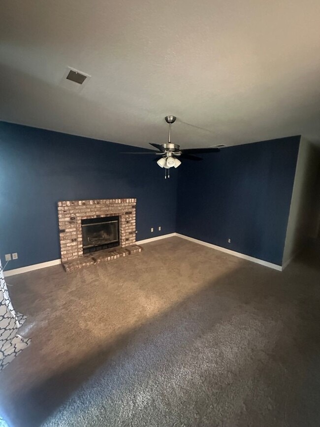 Photo - 1709 Badger Way