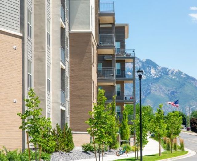 Arcadia Apartment Homes For Rent In Sandy Ut Forrent Com