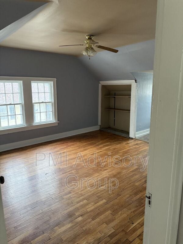 Photo - 700 SW Macvicar Ave