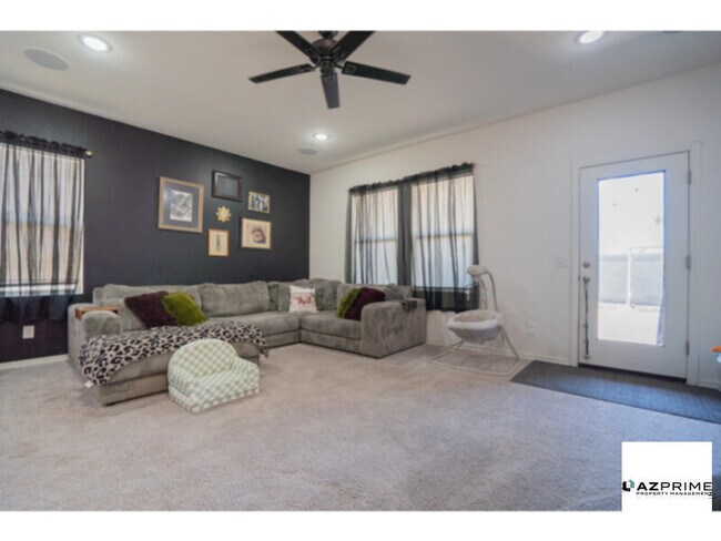 Photo - Modern 3/2 Maricopa House!