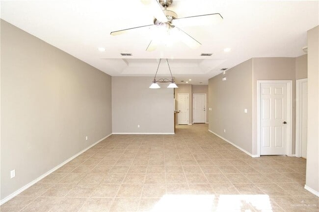 Photo - 17 Quamasia Ave