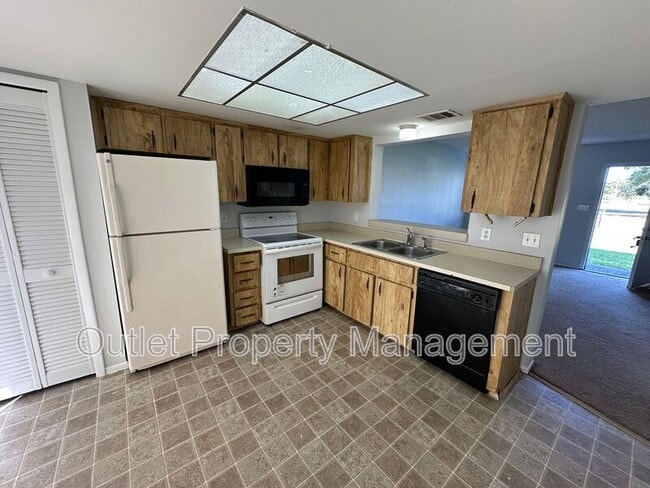 Photo - 12034 Tift Cir