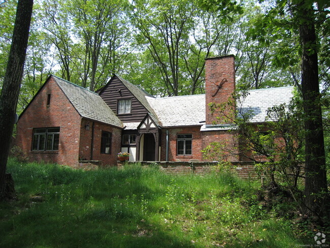 Building Photo - 655 Margarite Rd Rental