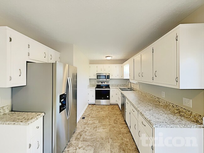 Photo - 1013 Heather Dr