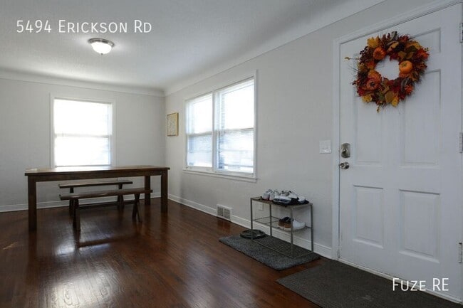 Photo - 5494 Erickson Rd