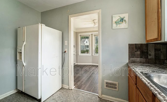 Photo - 9555 Montrose St House