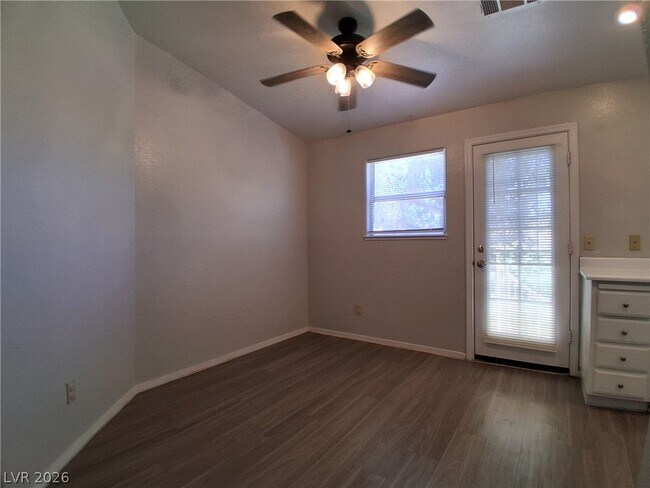 8009 Cetus Cir Unidad 201