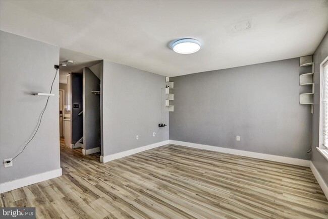 Photo - 63 Town Pines Ct