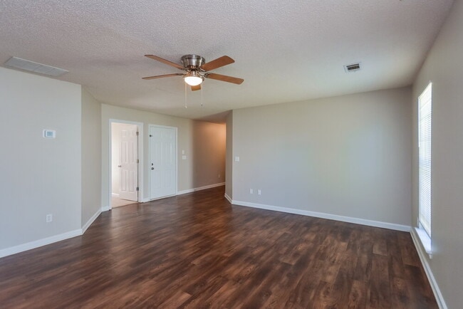 Photo - 2054 Boatswain Dr