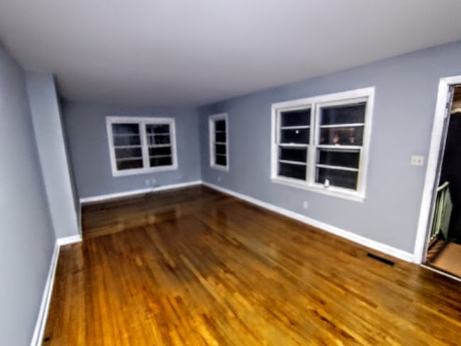 Photo - 100 Willow Ave