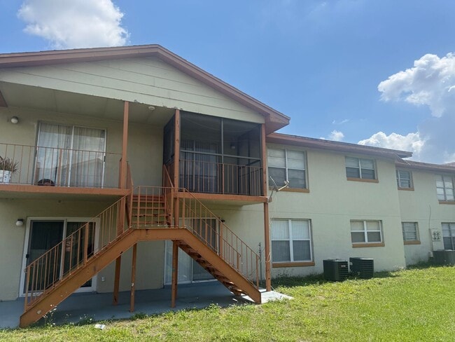 Photo - Condo in Essex Park Condo, Kissimmee