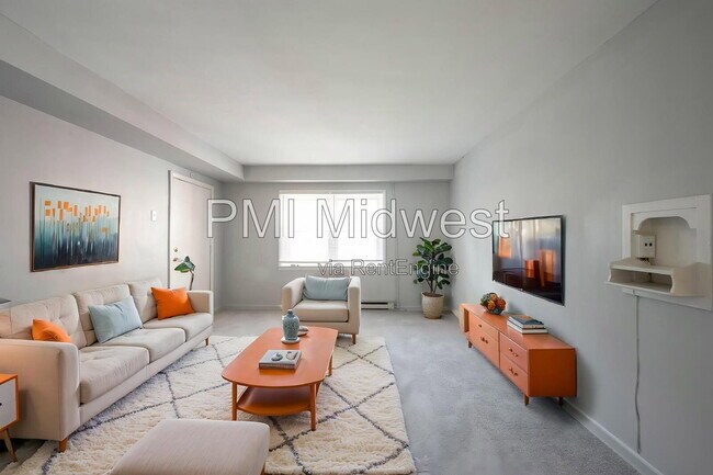 3725 N Sherman Dr Unit 7