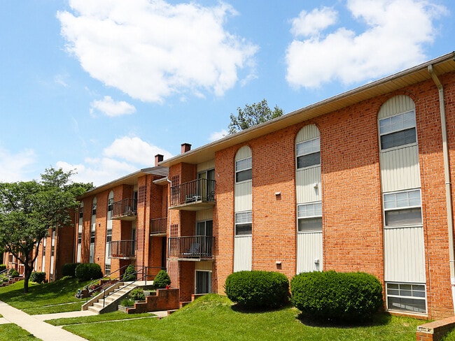 Cub Hill Apartments