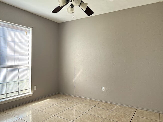 Photo - 19906 Rising Star Dr