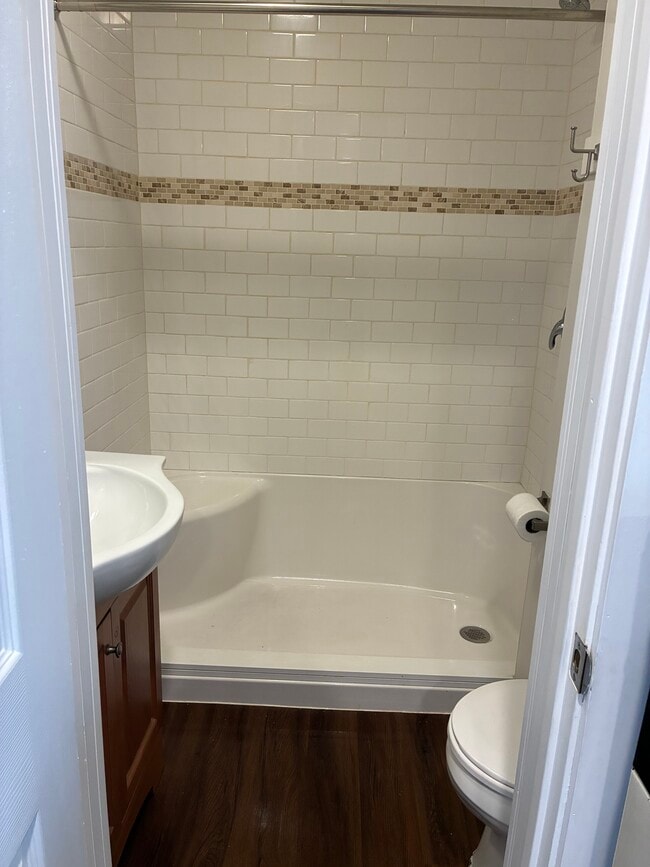 Photo - 1228 N Main St Unit 3