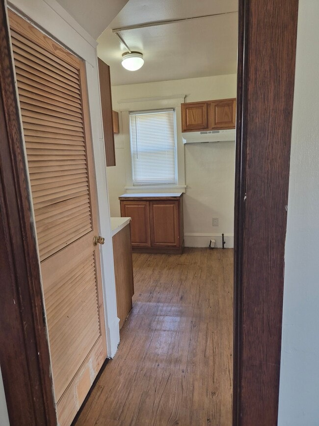 Photo - 2227 6th St NW