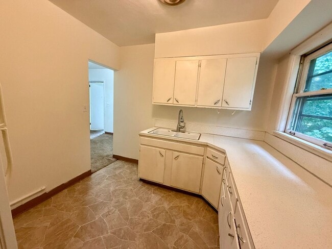 Photo - 309 Garfield Ave Unit Upper