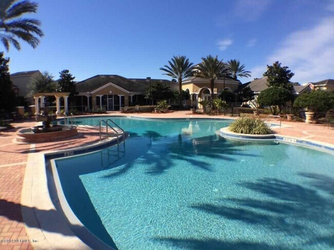 Mirabella Pool