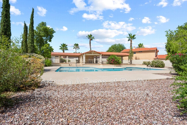 Building Photo - 9413 N Albatross Dr Rental