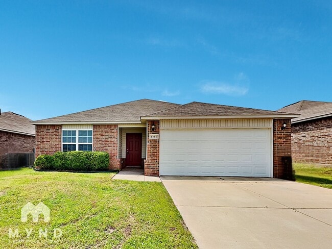 Photo - 1716 Lanesboro Dr House