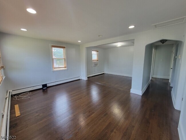 59 Troy Rd