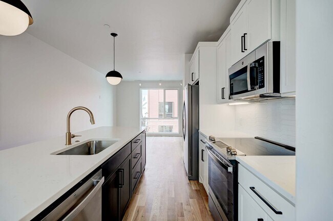 Photo - Spoke Street