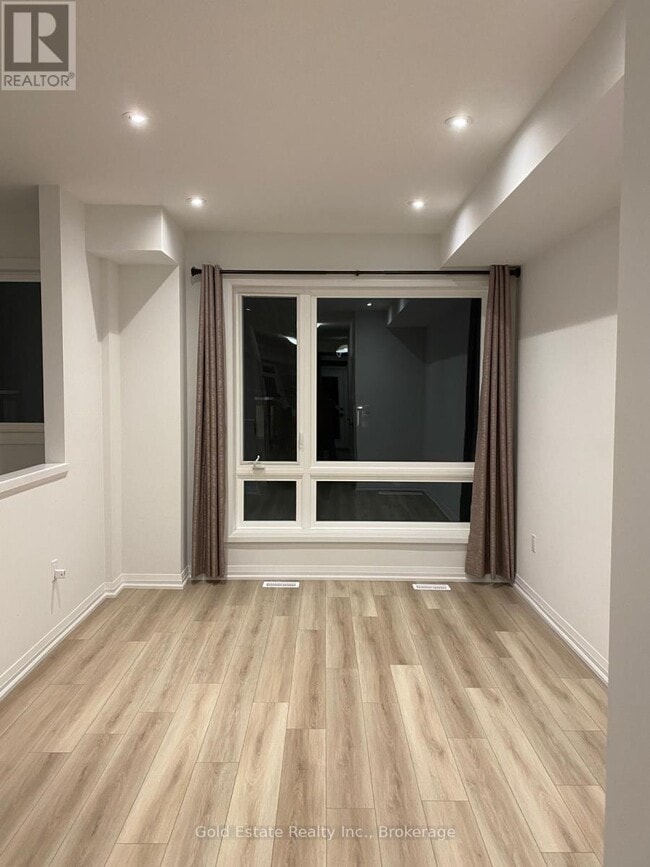 Photo - 55 Tom Brown Dr