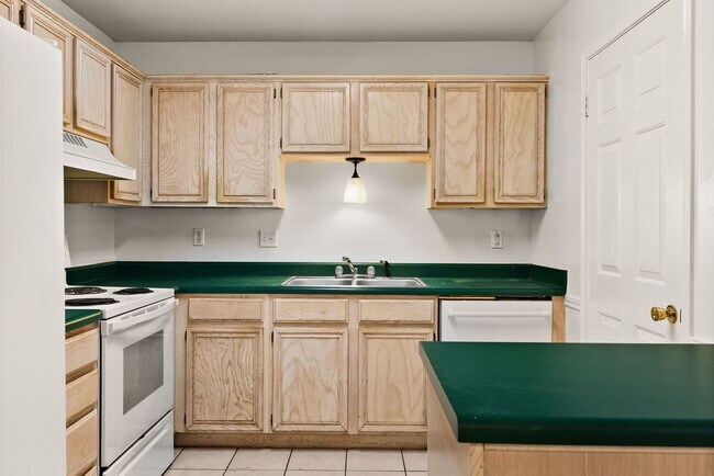 Photo - 4707 Browning Dr