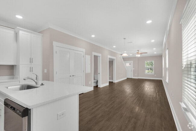 Building Photo - 384 Date Palm Ln Rental