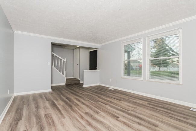 Photo - 7847 Kingsgate Way