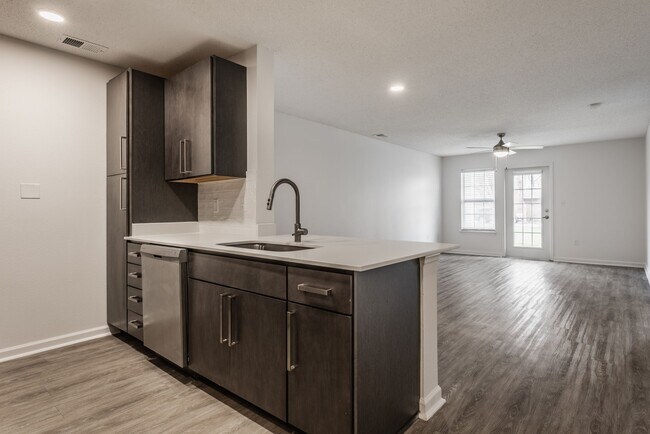 Latitudes Apartments