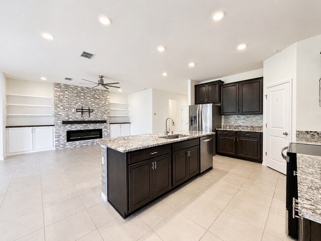 Photo - 12544 Shining Willow St