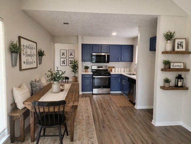 Photo - 6311 Diamond Rock Dr