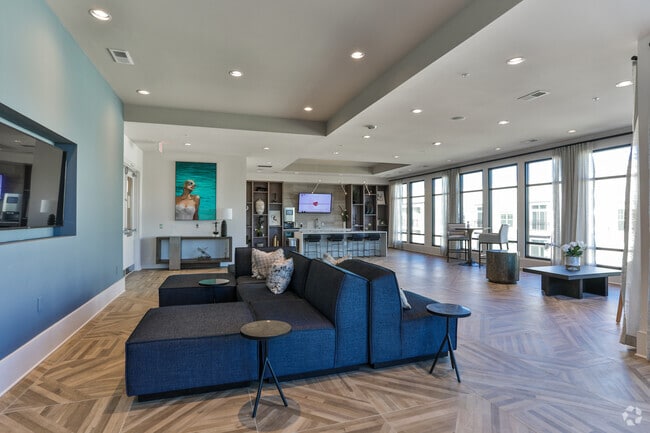 Sky Lounge - The Lights at Northwinds